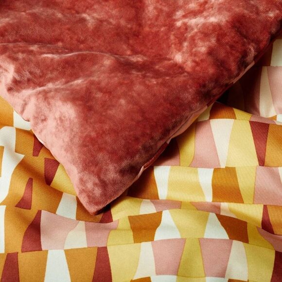 Full/Queen Reversible Velvet Comforter & Sham Set Berry - Picture 3 of 4